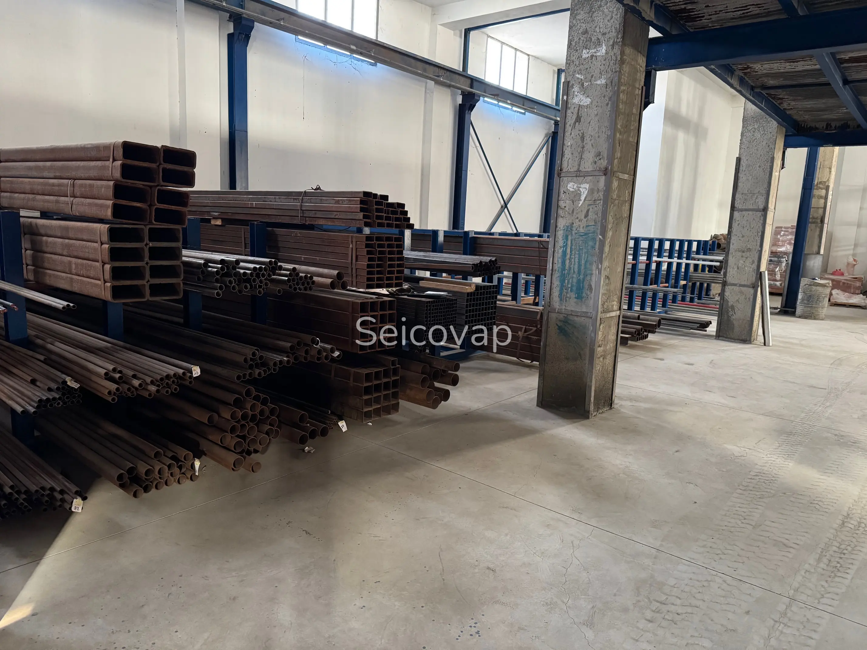 Tubes de fumée étirés, tubes noirs/galv/inox, ronds/carrés/rect, cornières, barres rondes